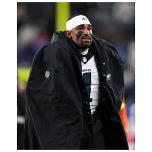 Nike Eagles Sideline Cape Jacket - XXL